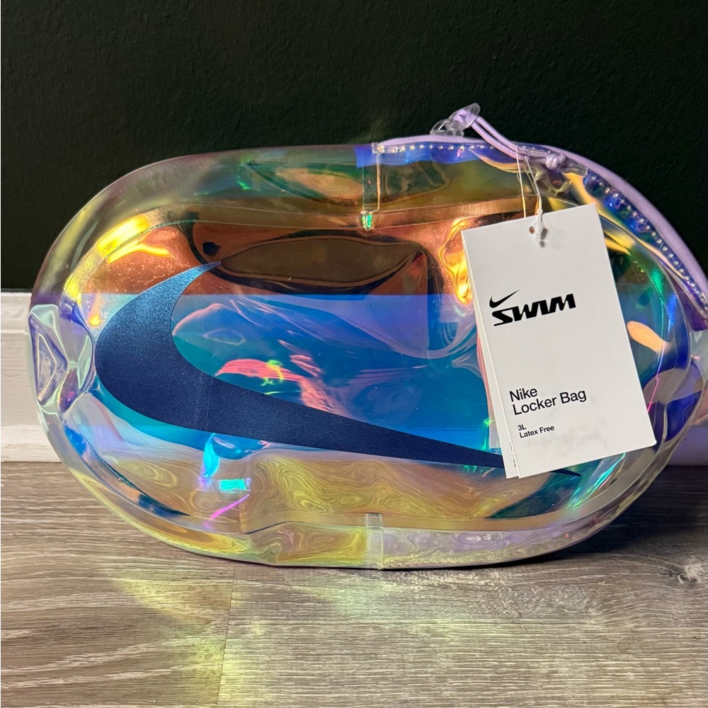 Nike Swim Locker Bag with Iridescent Finish3L